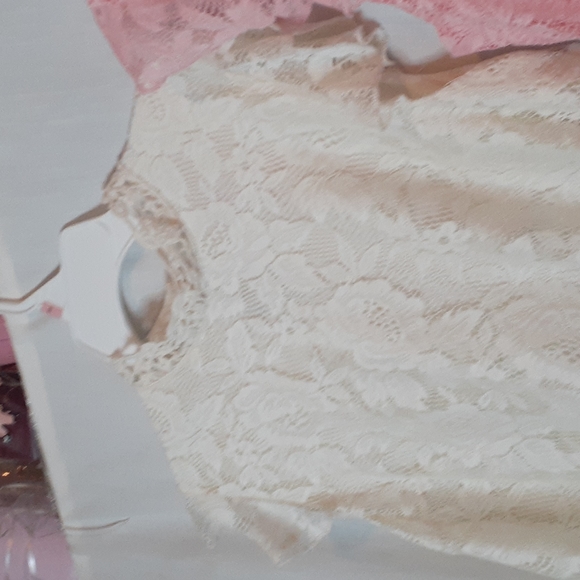 🔥Pick 3 for $15🔥New white and pink dresses - Picture 8 of 8